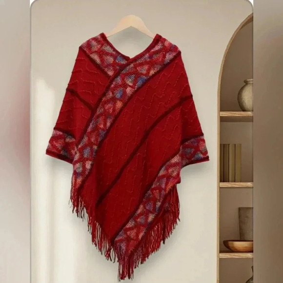 Red Knit Poncho Fringe Wrap Boho Gypsy Embroidered Cover-Up Shaw Scarf - Picture 2 of 3